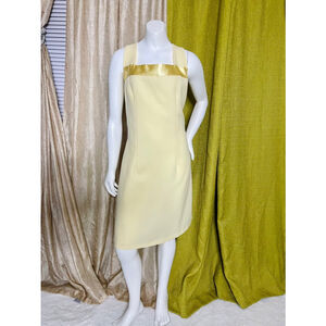 Adorable yellow vintage dress